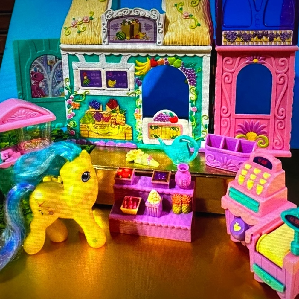 MY LITTLE PONY G3 VINTAGE 2003 BLOOMIN’ BLOSSOMS SHOP & MEADOWBR…